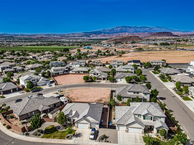 422 Saddleback Road, Unit 44 Washington, UT 84780 - Photo 3 of 10