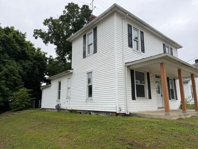 128 West Corwin Street Circleville, OH 43113 - Photo 3 of 26 4