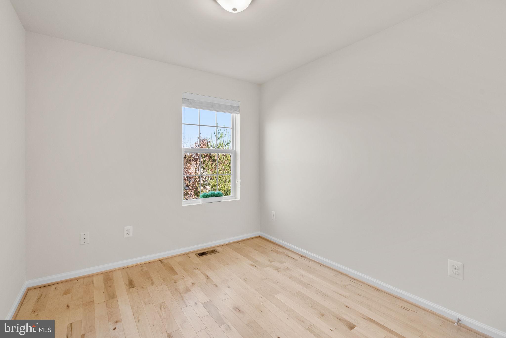 8012 Alchemy Way Elkridge, MD 21075 - Photo 26 of 46 an empty room with a window