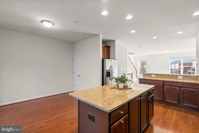 $544,000 | 8012 Alchemy Way, Elkridge, MD 21075