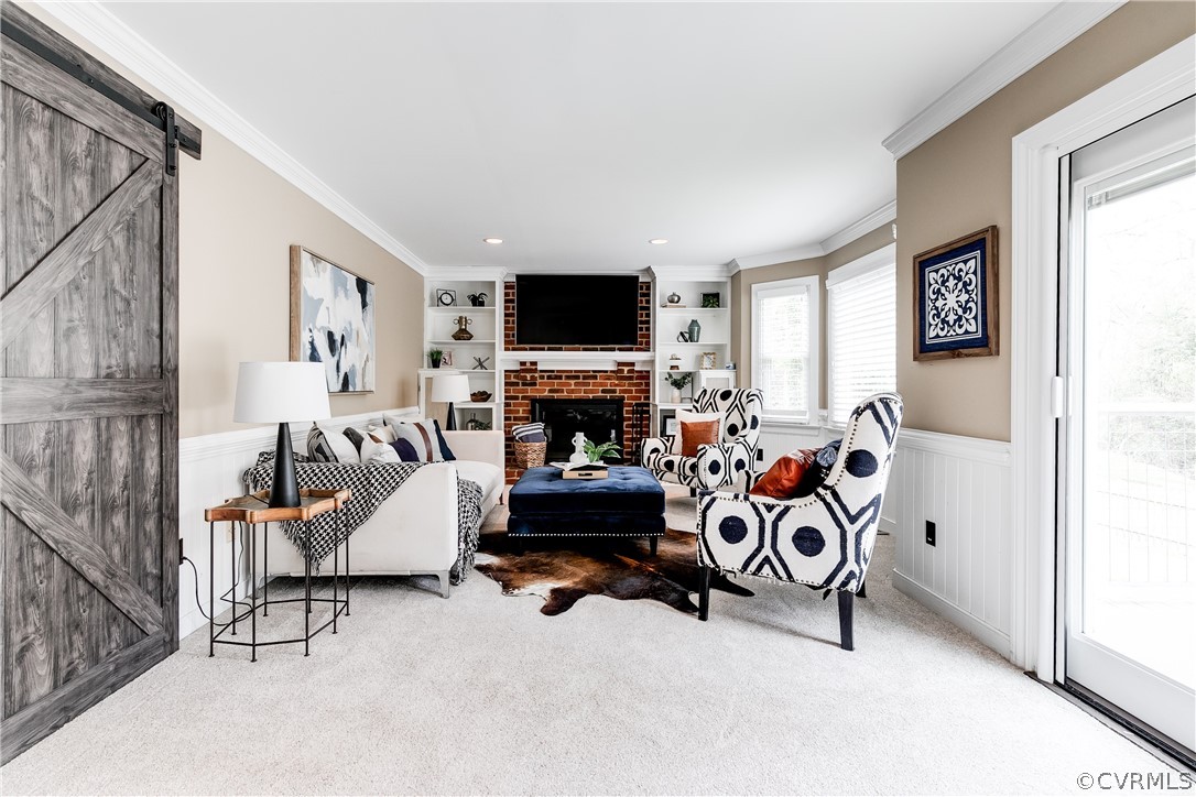 3300 East Weyburn Road Richmond, VA 23235 - Photo 15 of 46 a living room with furniture and a flat screen tv