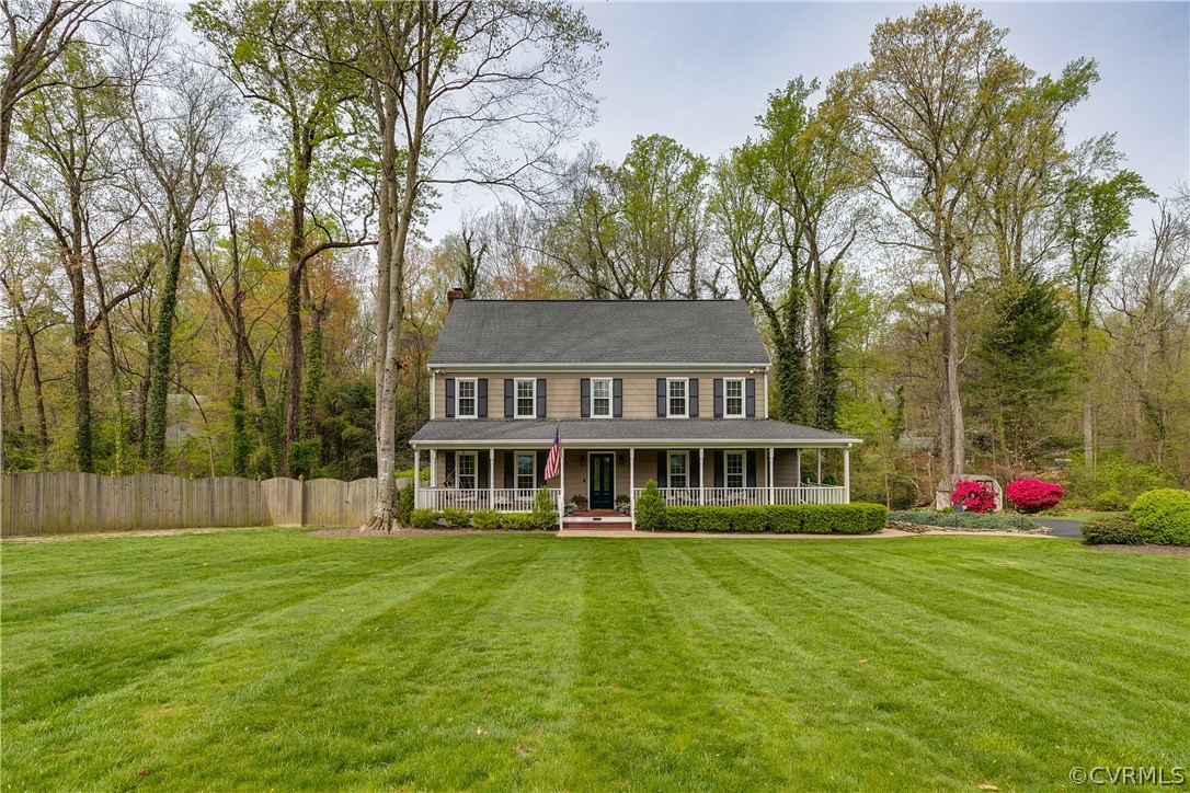 3300 East Weyburn Road Richmond, VA 23235 - Photo 2 of 46 a front view of house with yard and trees