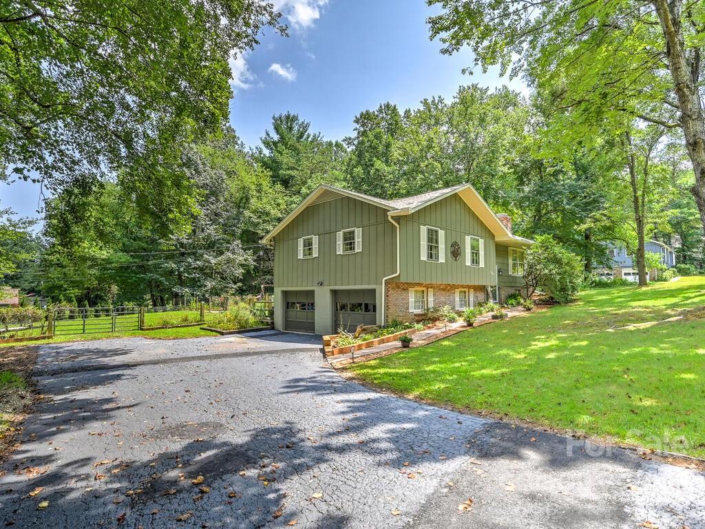129 Foxhall Road Mills River, NC 28759 - Photo 36 of 41 Gallery Image 36