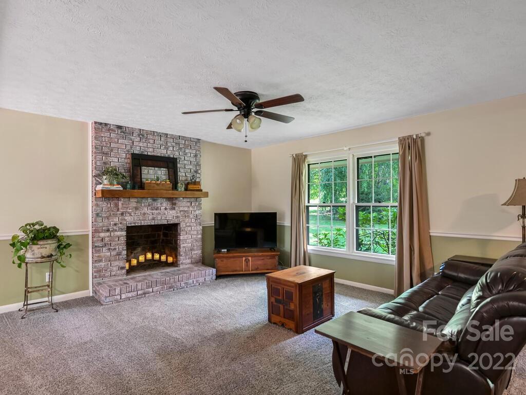 129 Foxhall Road Mills River, NC 28759 - Photo 4 of 41 Gallery Image 4