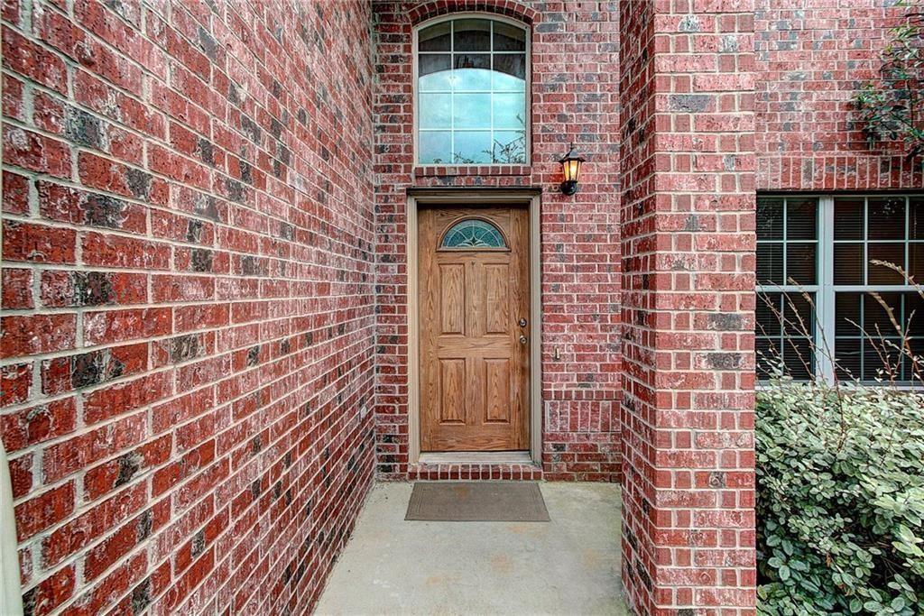1962 Rachel Lane Round Rock, TX 78664 - Photo 2 of 22 a bathroom with a shower