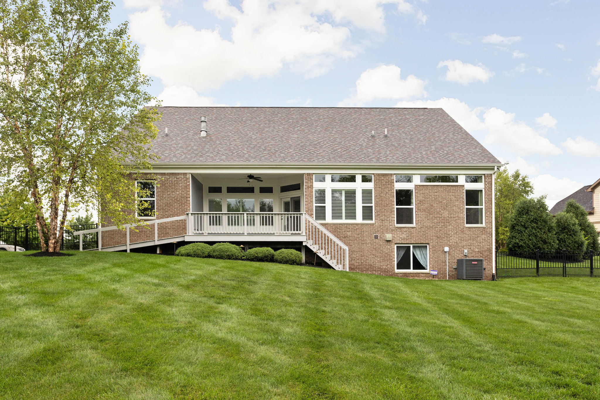 3874 Pelham Road Carmel, IN 46074 - Photo 2 of 33 Gallery Image 2