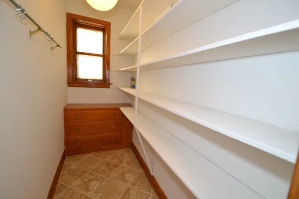 $4,200 | 4118 North Ashland Avenue, Unit 1, Chicago, IL 60613