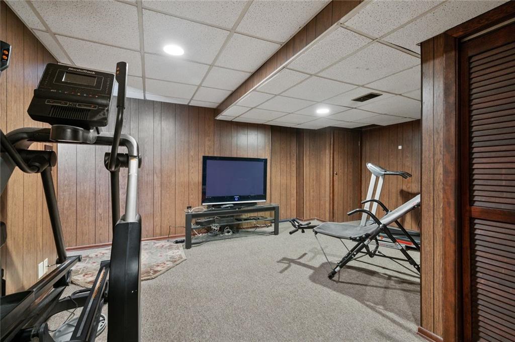 6617 Landview Road Pittsburgh, PA 15217 - Photo 16 of 23 a view of a room with gym equipment