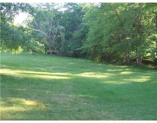 8265 Thompson Run Road Pittsburgh, PA 15237 - Photo 16 of 16 Yard/Garden.