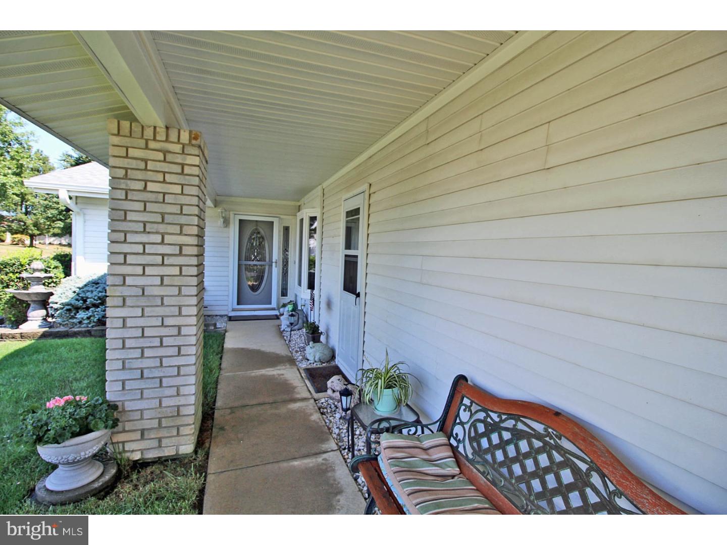 274 Convent Road, Unit A Monroe Township, NJ 08831 - Photo 3 of 23