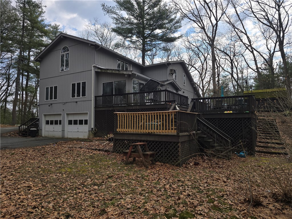 859 Black Plain Road North Smithfield, RI 02896 - Photo 4 of 46