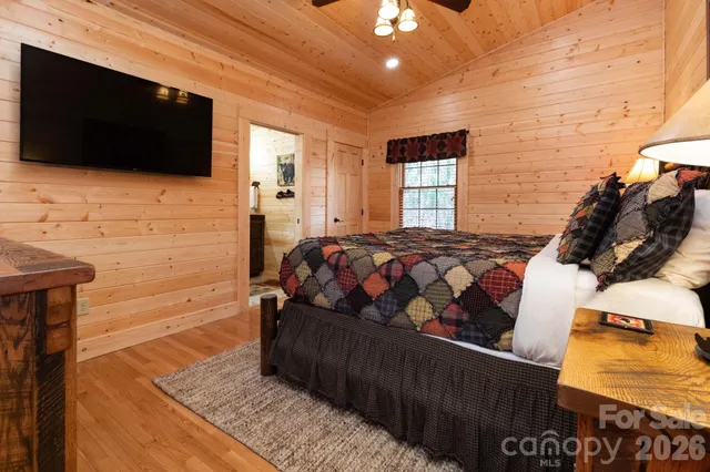 $535,000 | 71 Honeymoon Lane, Maggie Valley, NC 28751