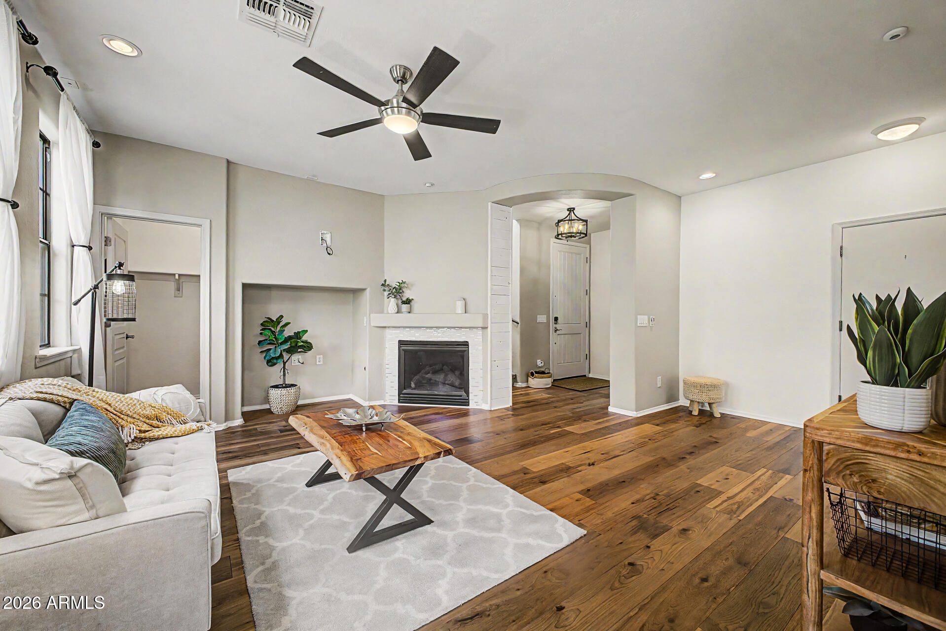 2310 West Sleepy Ranch Road Phoenix, AZ 85085 - Photo 5 of 50 05-Sleepy Ranch