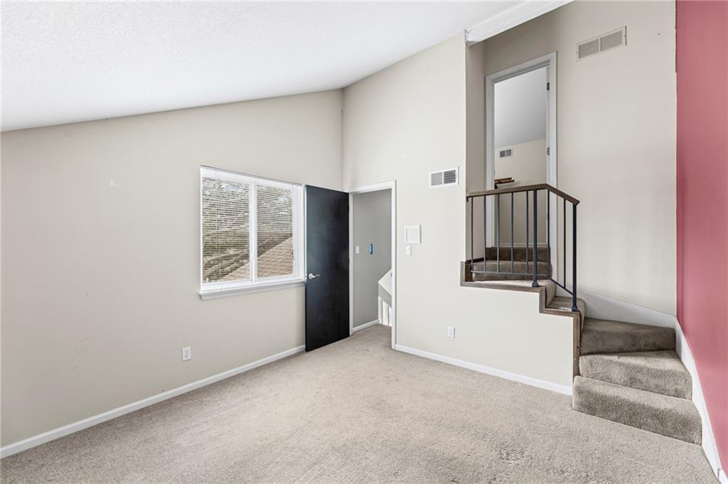 8058 Colony Lane Lenexa, KS 66215 - Photo 26 of 34