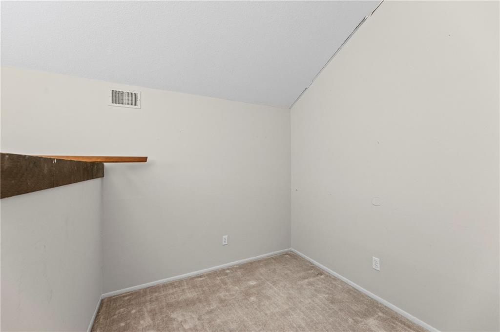 8058 Colony Lane Lenexa, KS 66215 - Photo 27 of 34