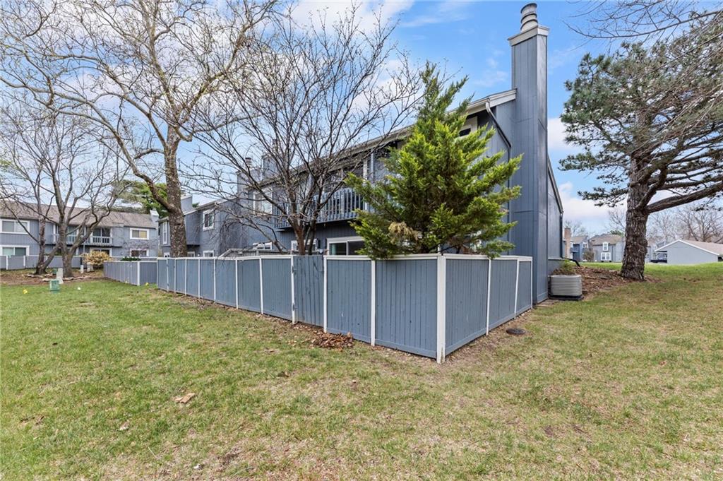 8058 Colony Lane Lenexa, KS 66215 - Photo 32 of 34