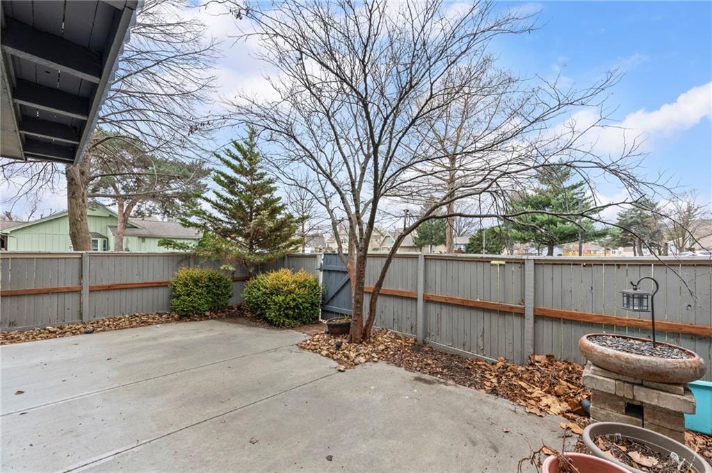 8058 Colony Lane Lenexa, KS 66215 - Photo 33 of 34