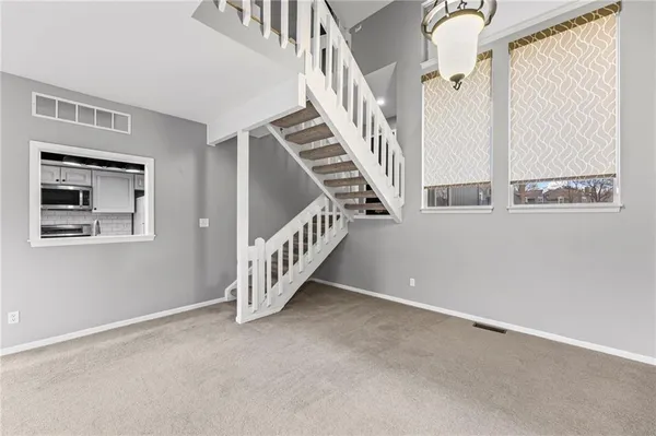 $279,950 | 8058 Colony Lane, Lenexa, KS 66215