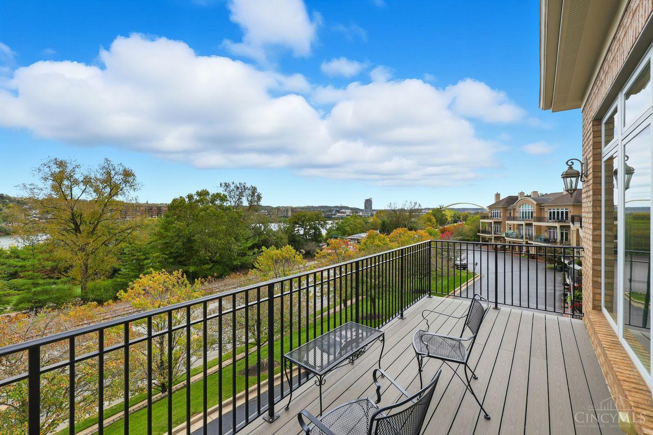 1430 Riverside Drive Cincinnati, OH 45202 - Photo 46 of 58