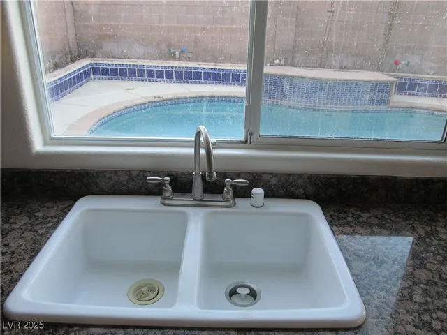 $2,329 | 9600 Rainfall Avenue, Las Vegas, NV 89147