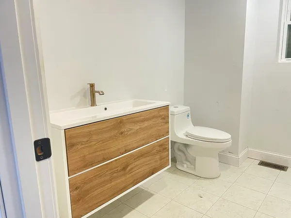 a bathroom with a toilet