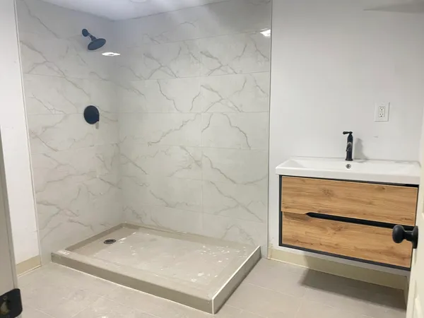 a bathroom with a bathtub