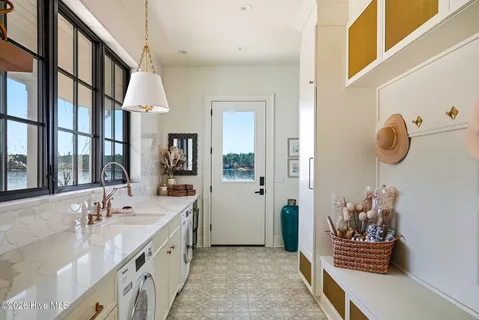 $6,985,000 | 113 Josephs Point, West End, NC 27376