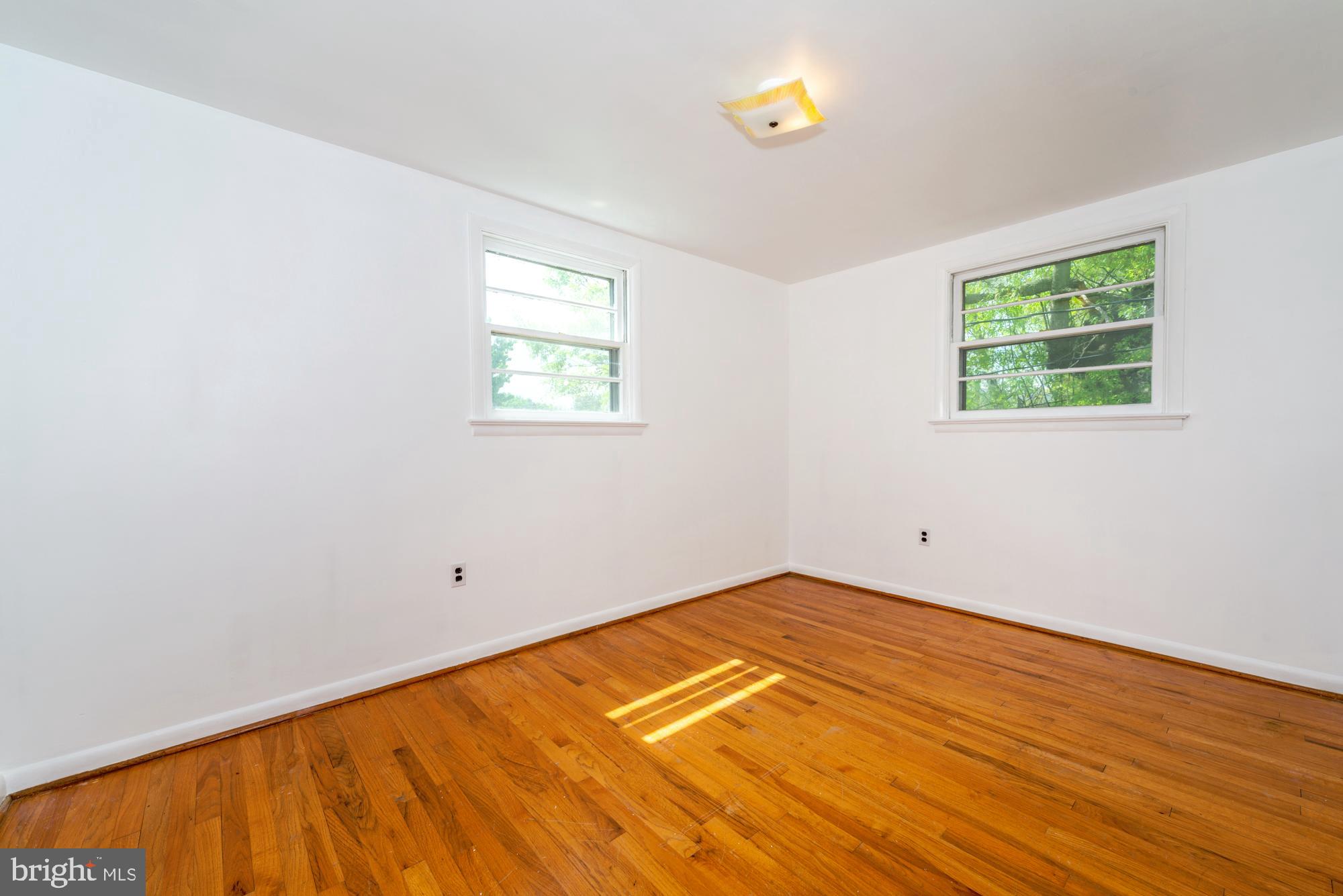 417 Winthrop Drive Lancaster, PA 17603 - Photo 16 of 28 Bedroom 2
