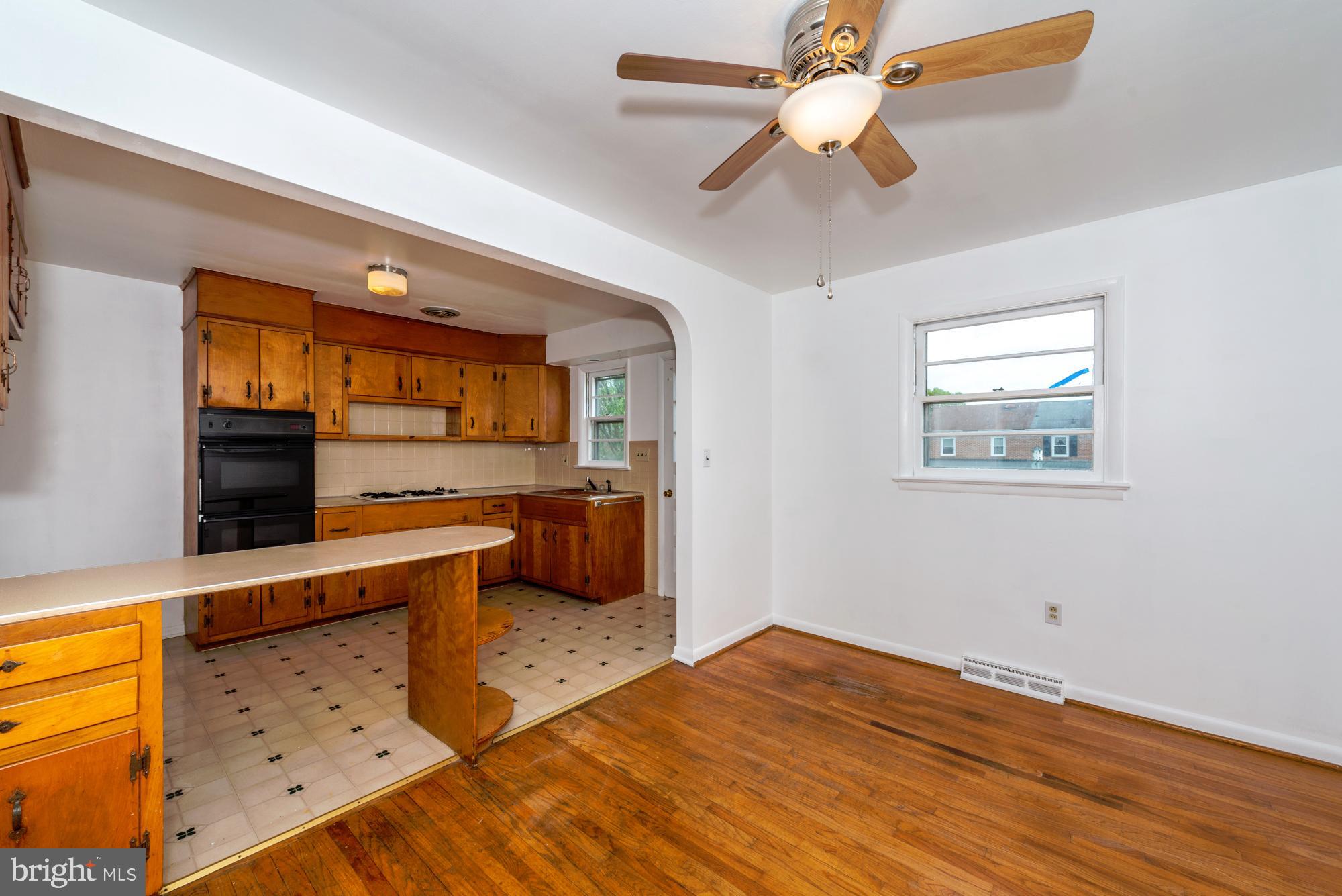 417 Winthrop Drive Lancaster, PA 17603 - Photo 7 of 28 Dining