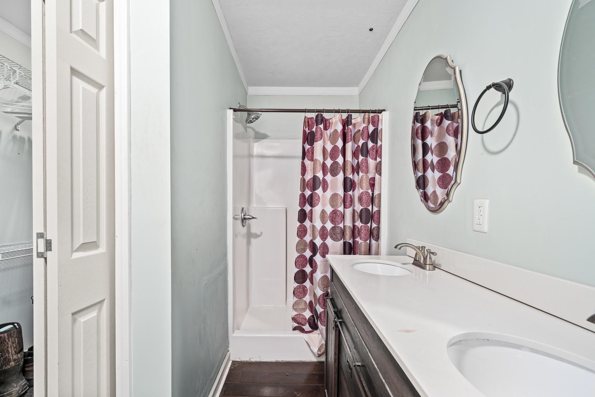 4871 New Window Cliff Road Baxter, TN 38544 - Photo 14 of 26 a bathroom with a sink and a mirror