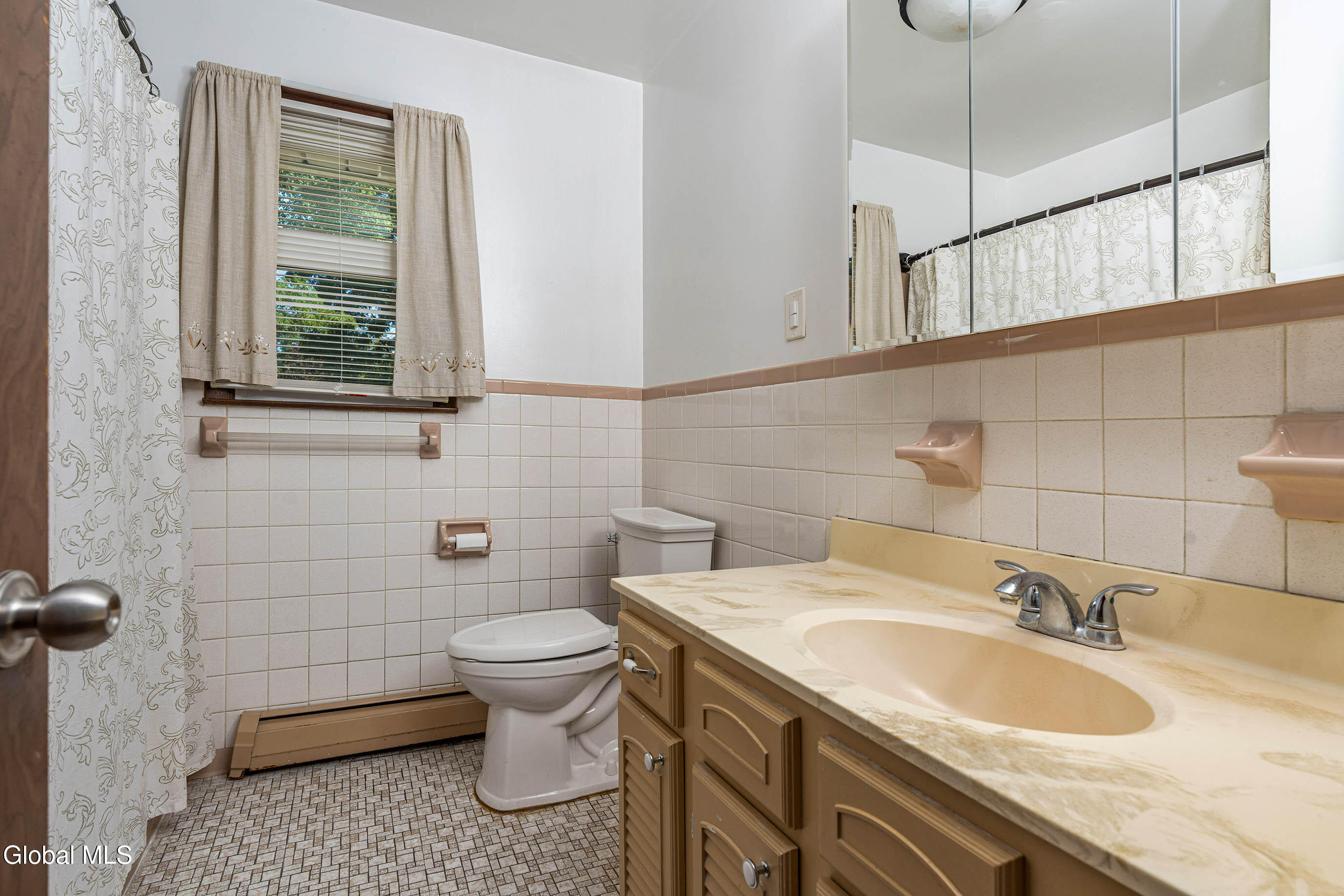 1260 Princetown Road Rotterdam, NY 12306 - Photo 11 of 16 015-1260-Princetown-Rd