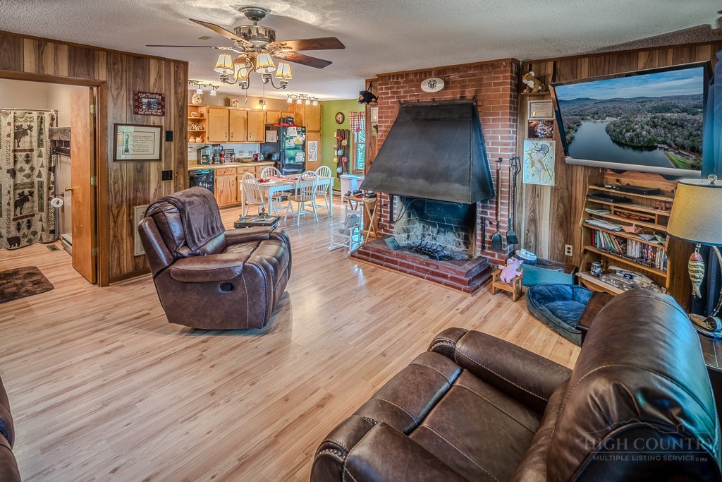 190 Spruce Pine Road Newland, NC 28657 - Photo 16 of 45