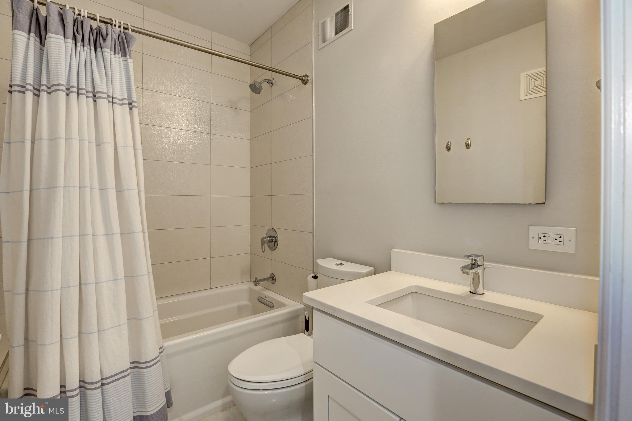 1928 37th Street Northwest Washington, DC 20007 - Photo 27 of 29 Bathroom