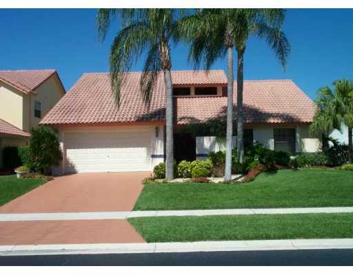 23203 L L'Ermitage Circle Boca Raton, FL 33433 - Photo 1 of 16 Primary Photo