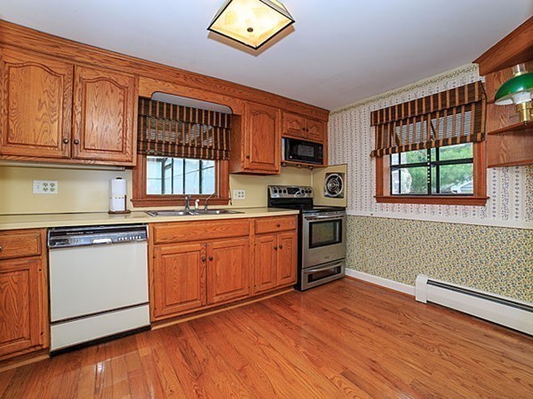 68 Kenney Street Needham, MA 02492 - Photo 8 of 17 Gallery Image 8