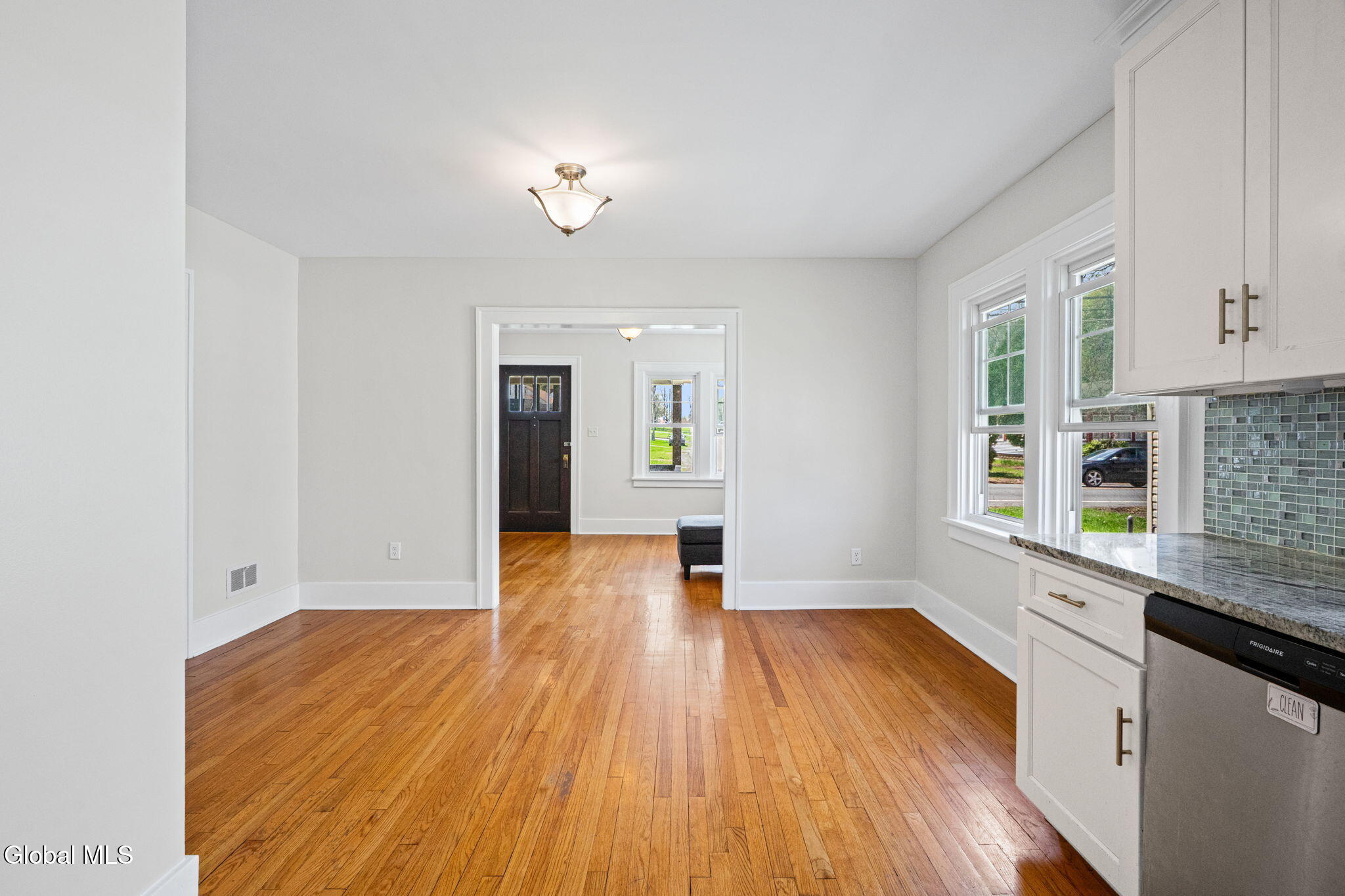 424 Vley Road Glenville, NY 12302 - Photo 9 of 25 17-web-or-mls-424-vley-rd
