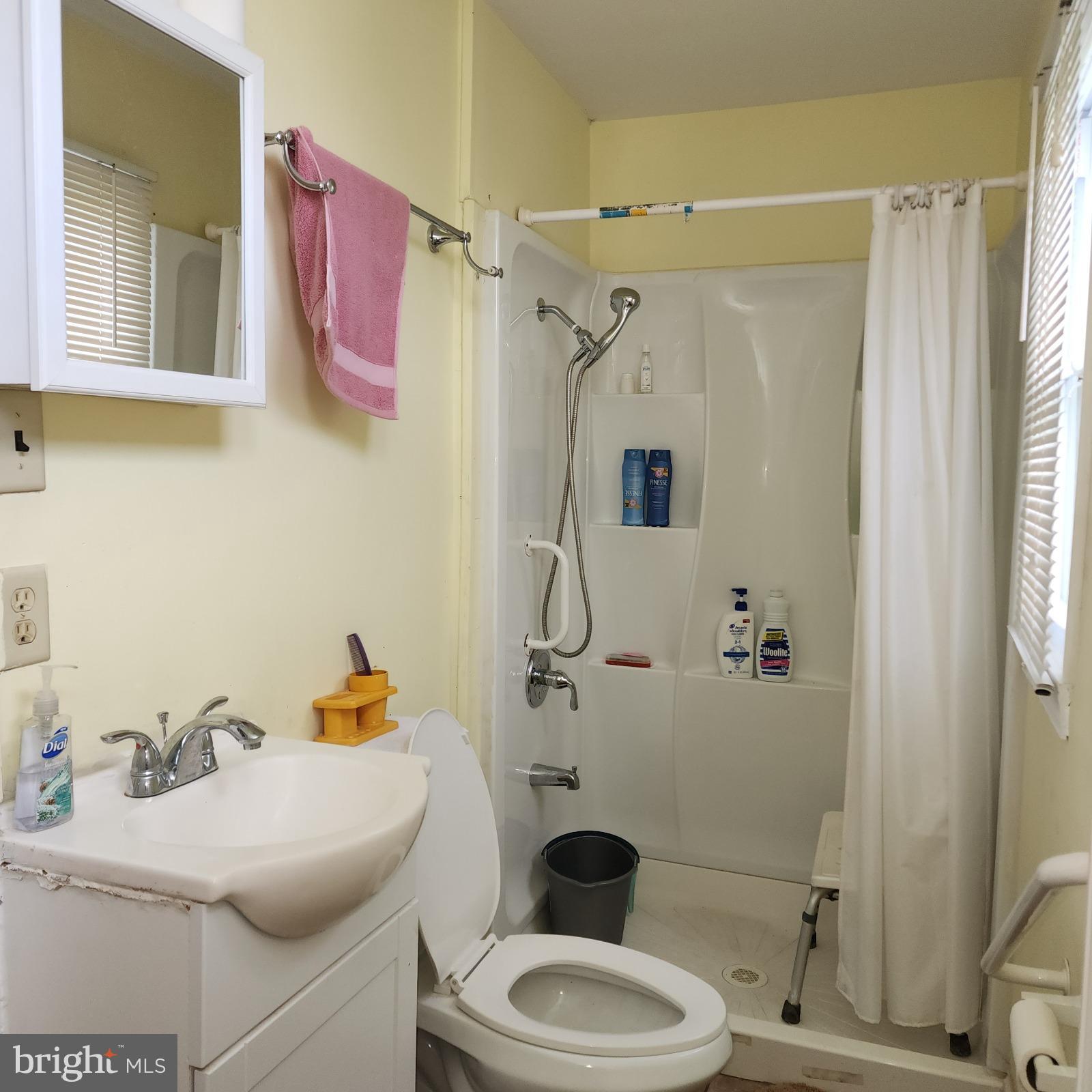2708 Goodwood Road Baltimore, MD 21214 - Photo 5 of 28