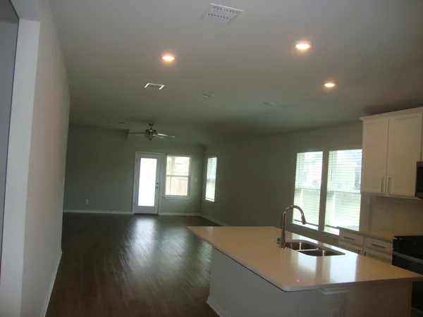 $2,400 | 2824 Smokehouse Trail, Round Rock, TX 78665