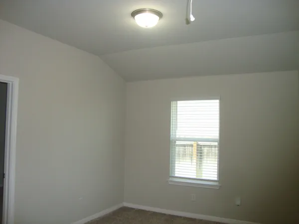 $2,400 | 2824 Smokehouse Trail, Round Rock, TX 78665