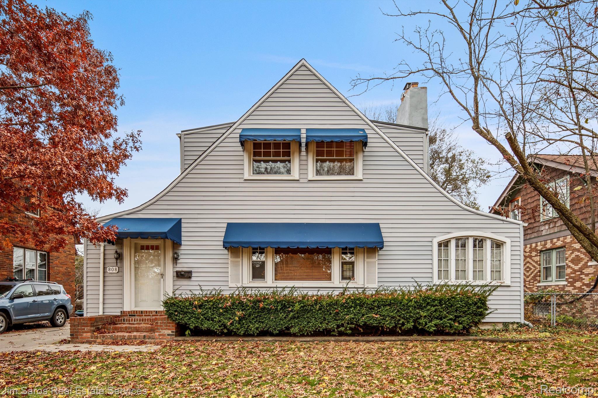 808 Barrington Road Grosse Pointe, MI 48230 - Photo 1 of 28 Gallery Image 1