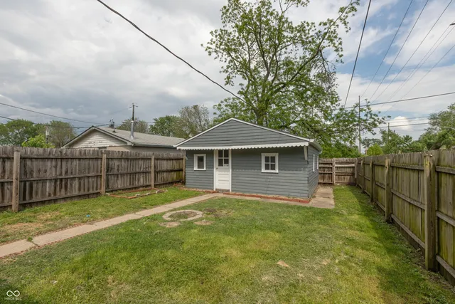 $1,595 | 1661 South Talbott Street, Indianapolis, IN 46225