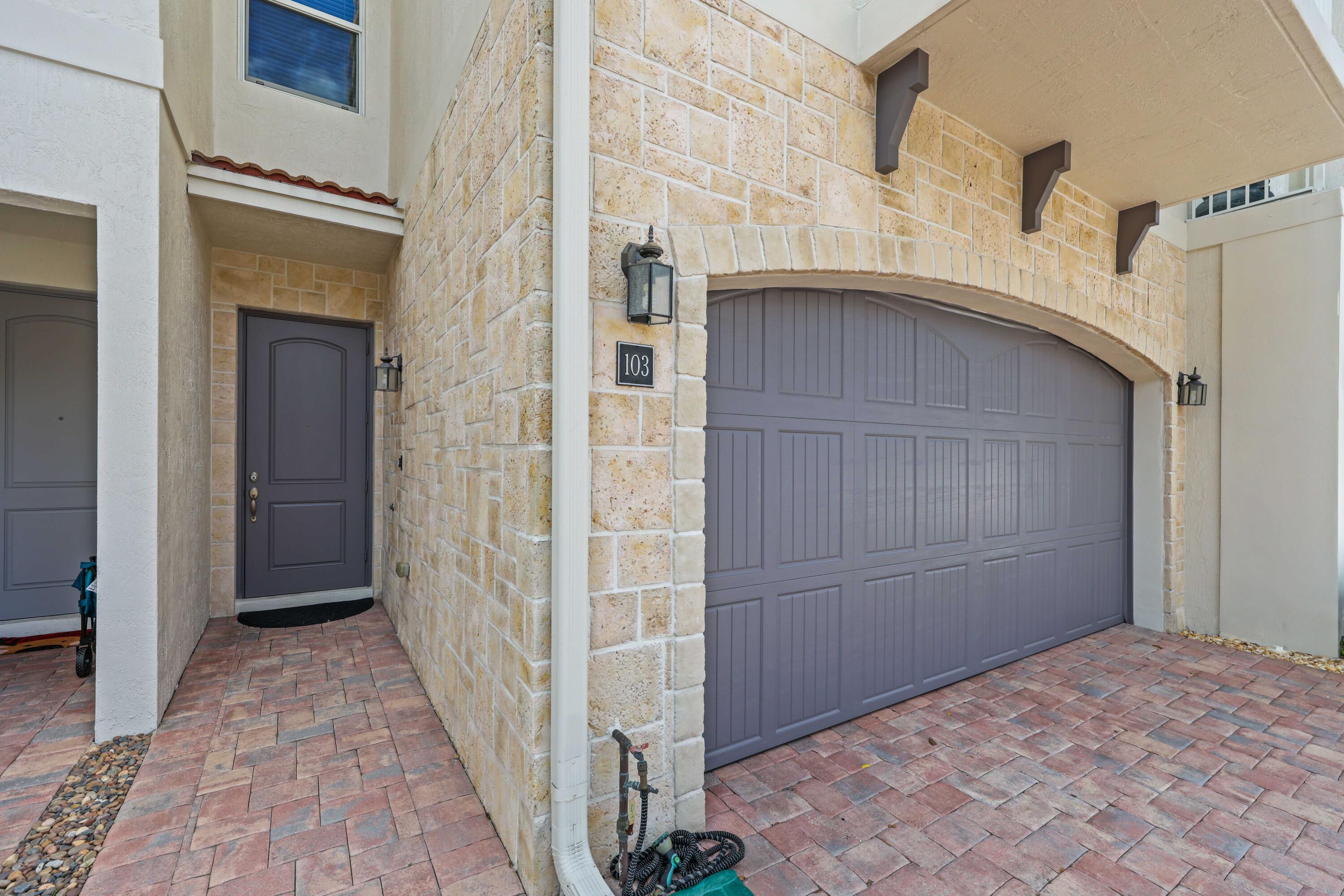 100 NW 69th Circle - 4