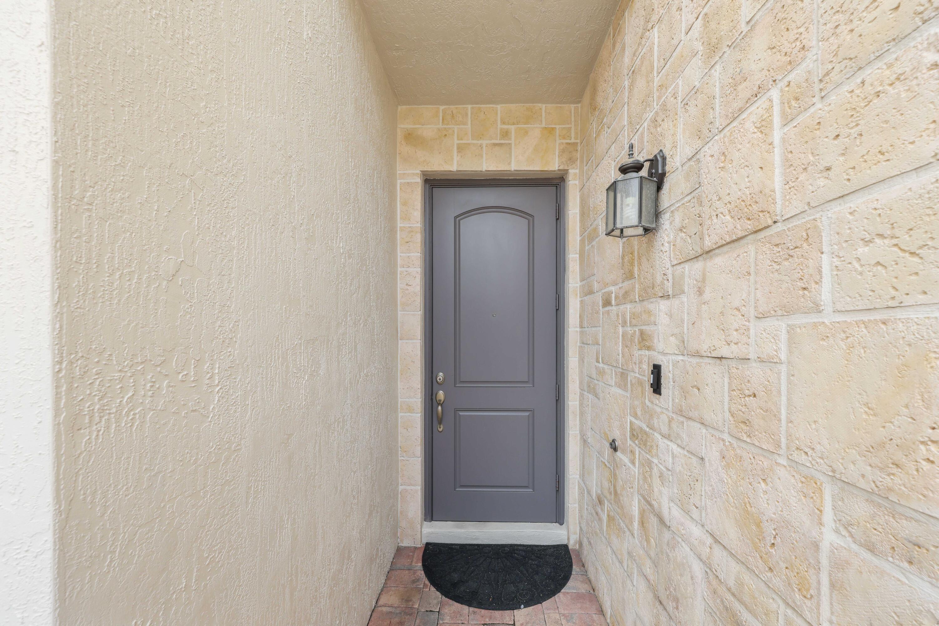 100 NW 69th Circle - 5