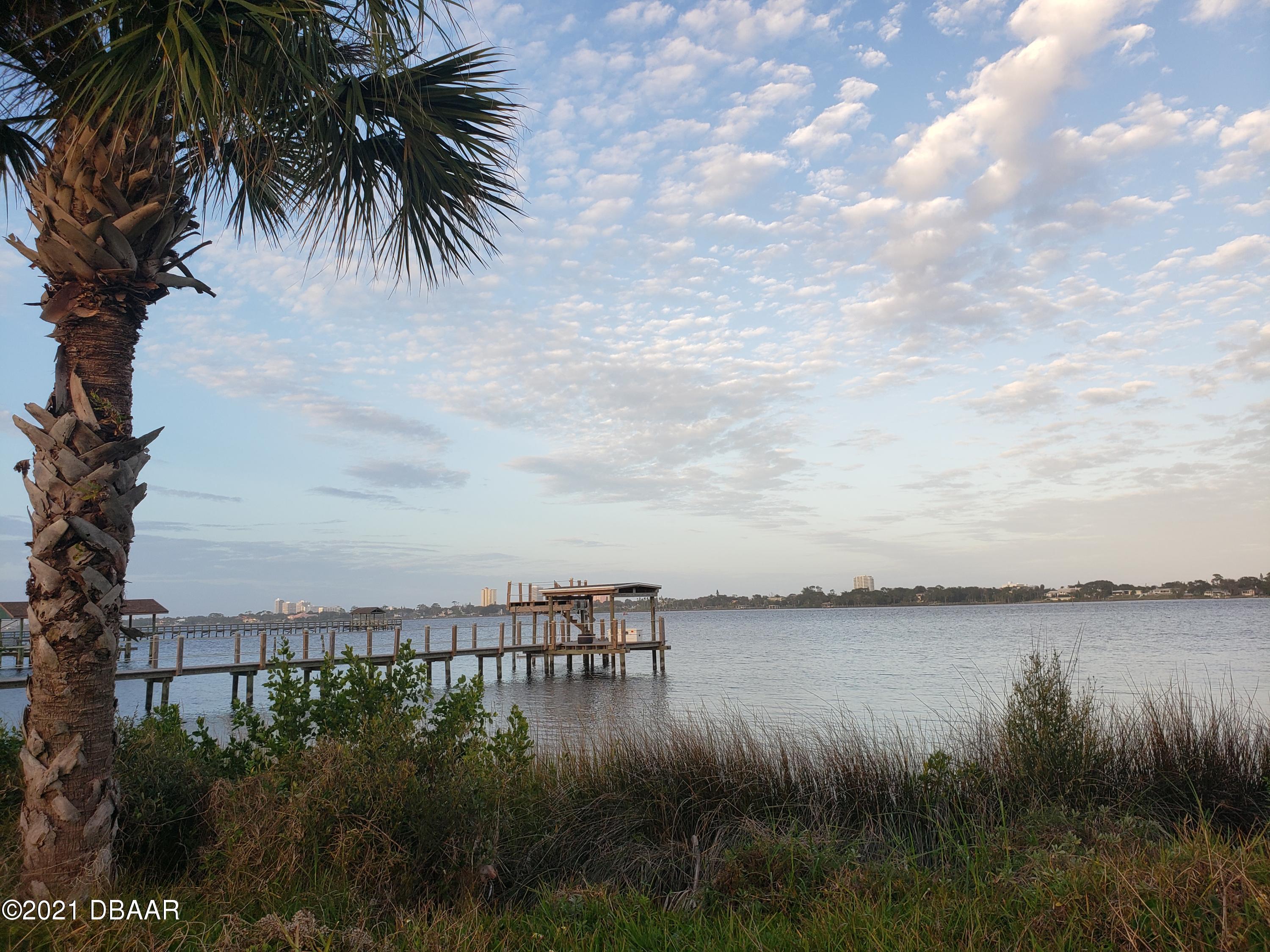 504 Riverside Drive Holly Hill, FL 32117 - Photo 6 of 6 504river