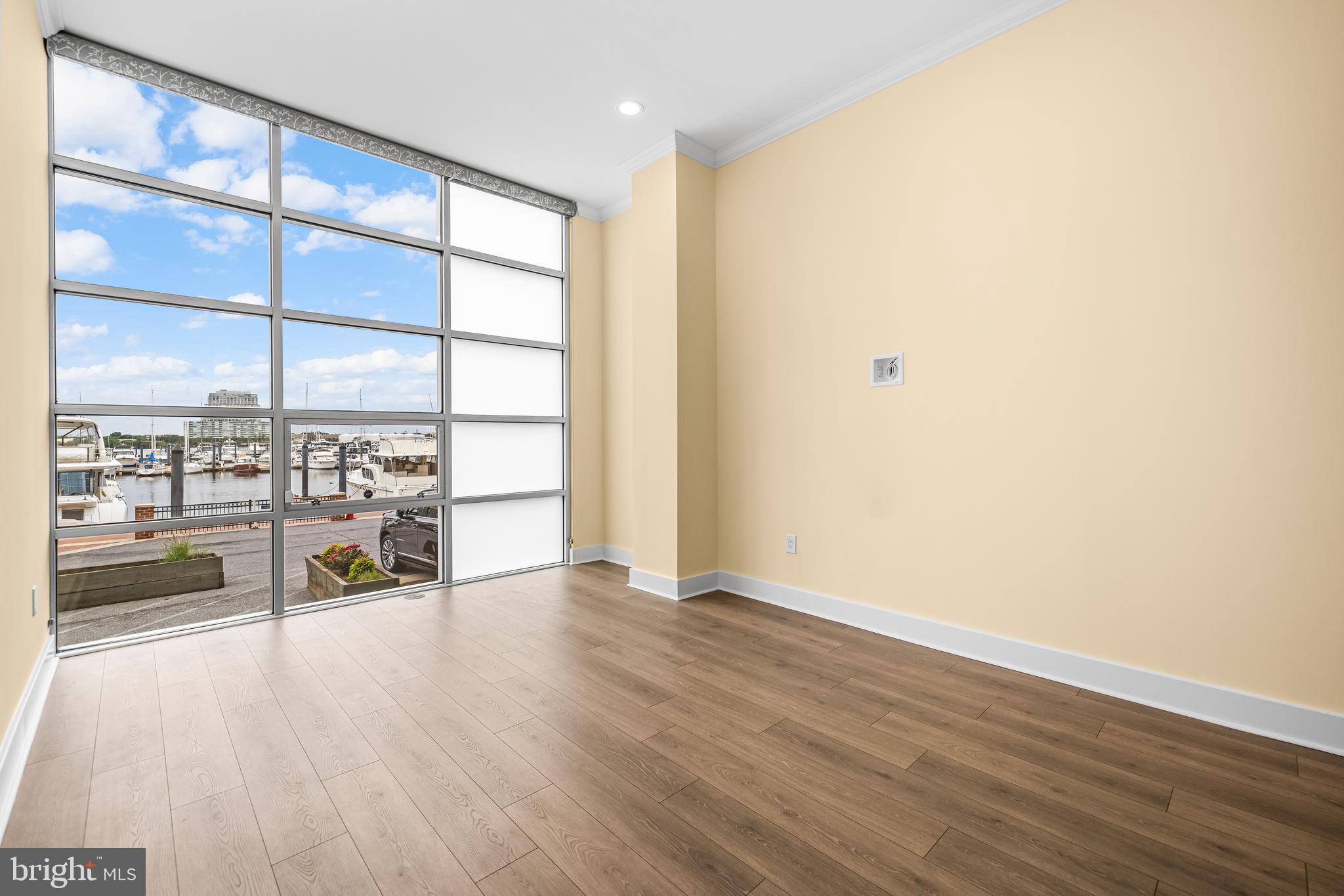 2772 Lighthouse Point East, Unit 101 Baltimore, MD 21224 - Photo 32 of 47