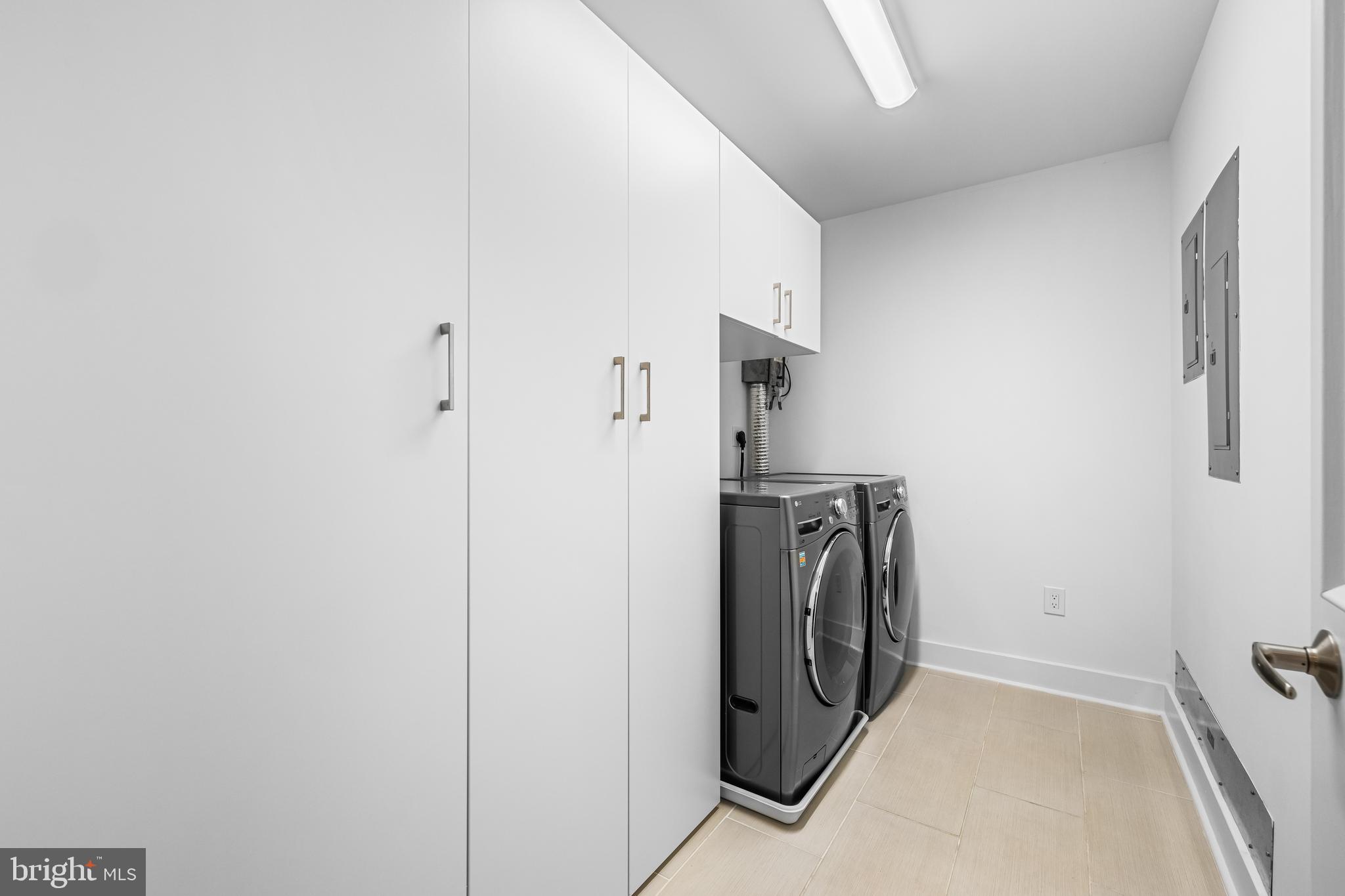 2772 Lighthouse Point East, Unit 101 Baltimore, MD 21224 - Photo 34 of 47