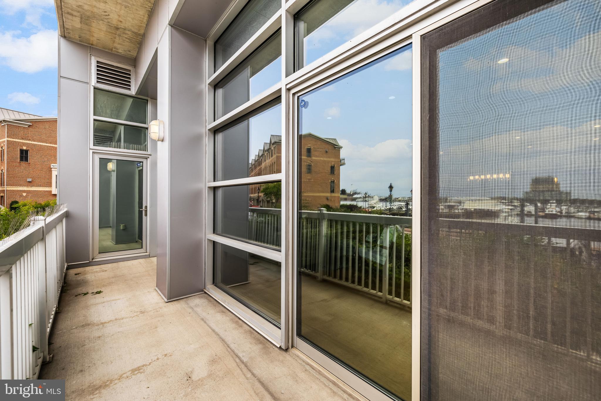 2772 Lighthouse Point East, Unit 101 Baltimore, MD 21224 - Photo 36 of 47