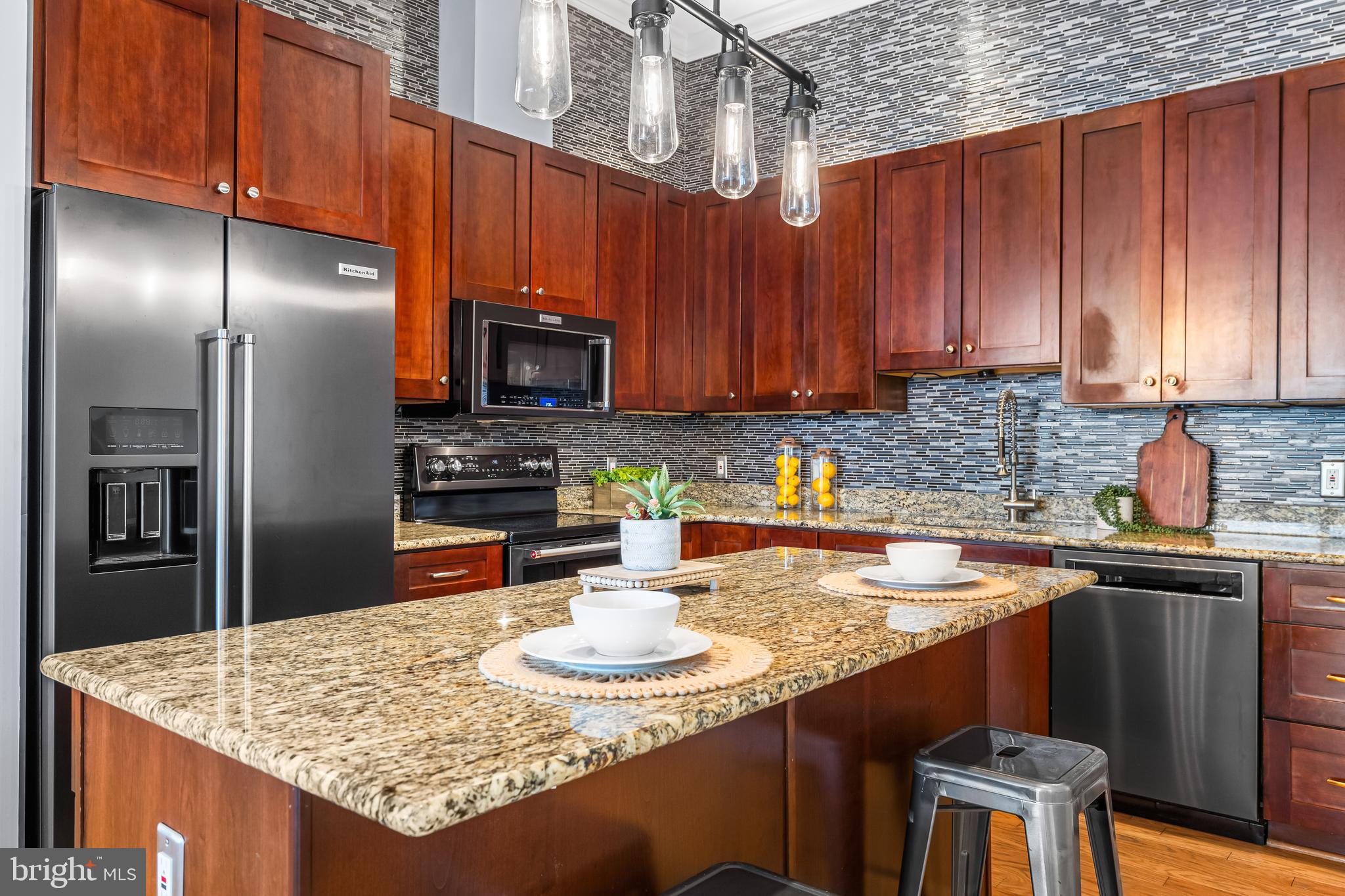 2772 Lighthouse Point East, Unit 101 Baltimore, MD 21224 - Photo 8 of 47