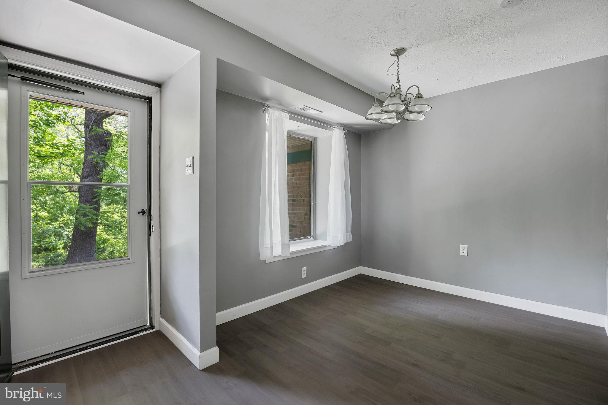 1710 Timber Creek Road Lindenwold, NJ 08021 - Photo 5 of 19