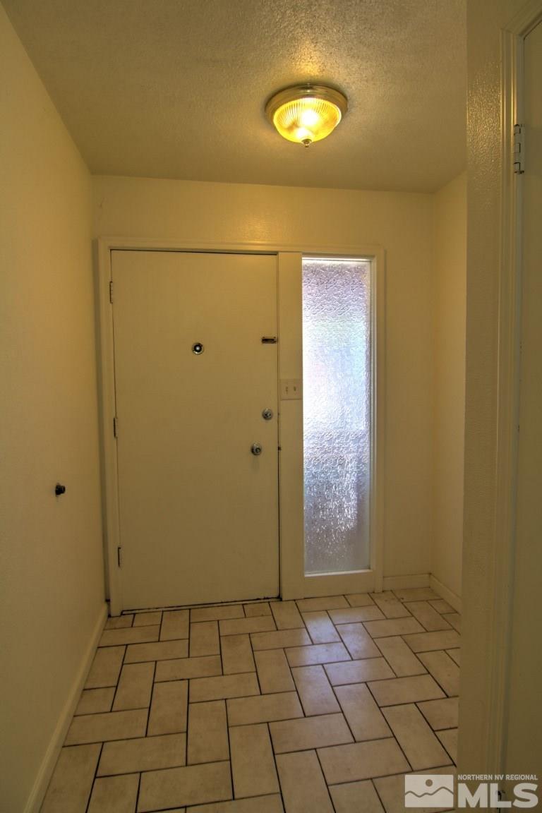 1300 Grandview Avenue Reno, NV 89503 - Photo 11 of 18 a view of a hallway